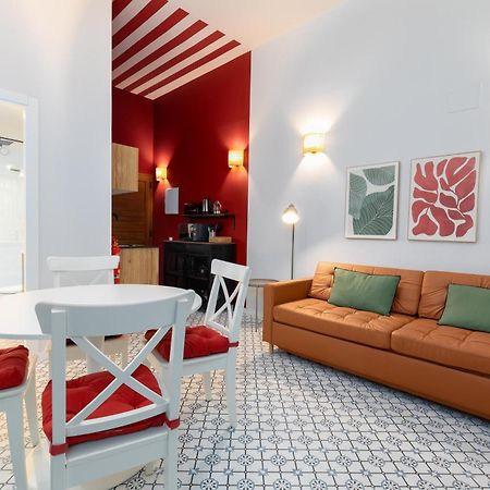The Little Village Apartments バレンシア エクステリア 写真