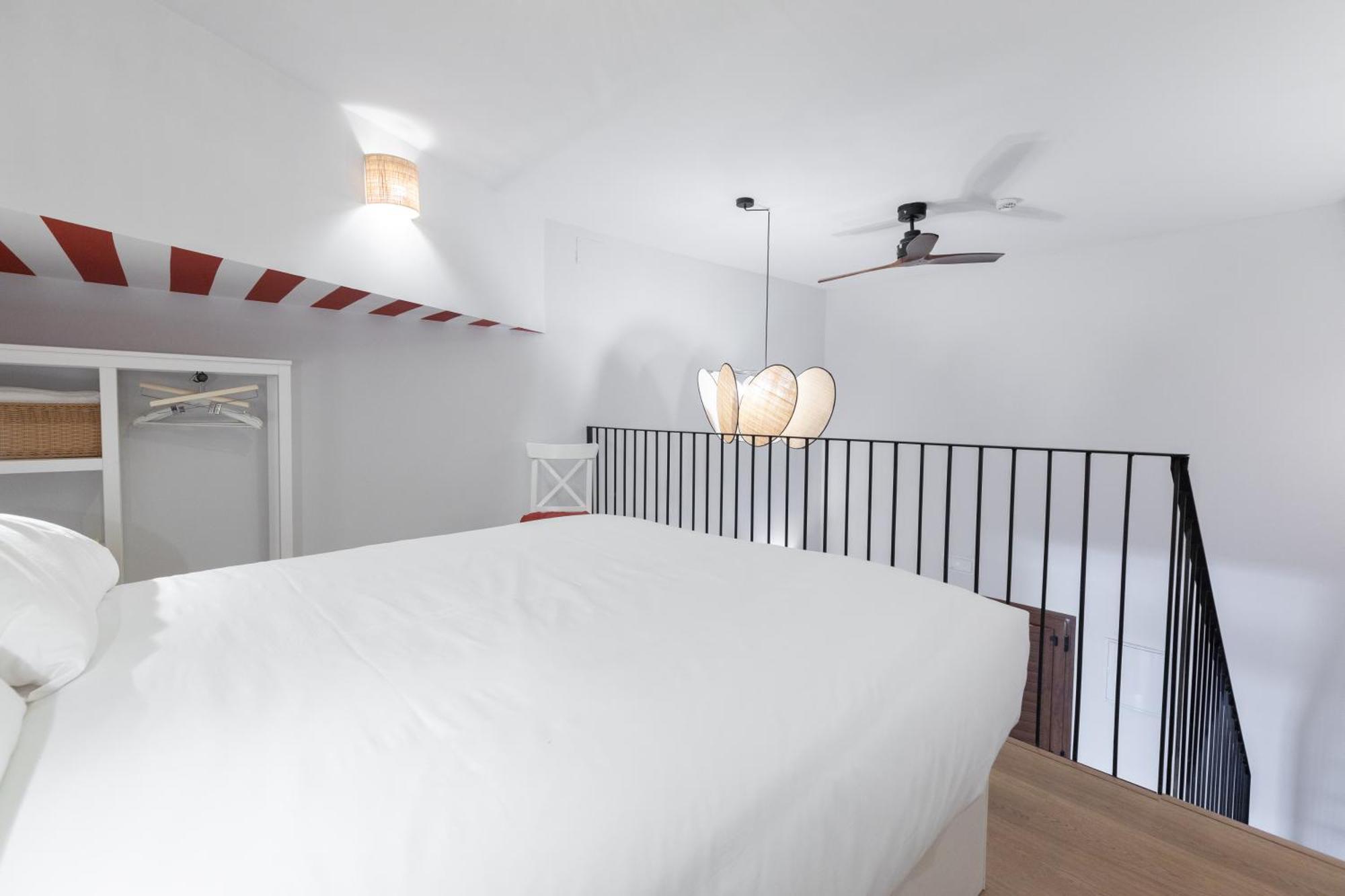 The Little Village Apartments バレンシア エクステリア 写真